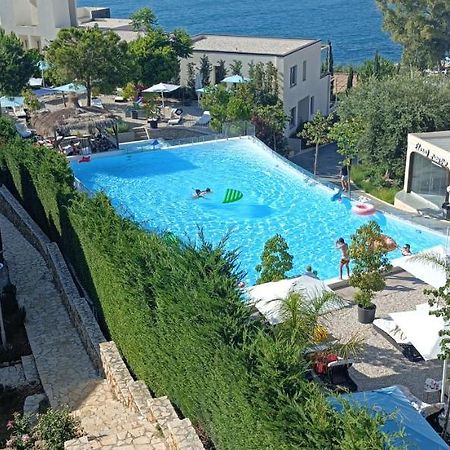 Matthews Beach House Vlore Ngoại thất bức ảnh