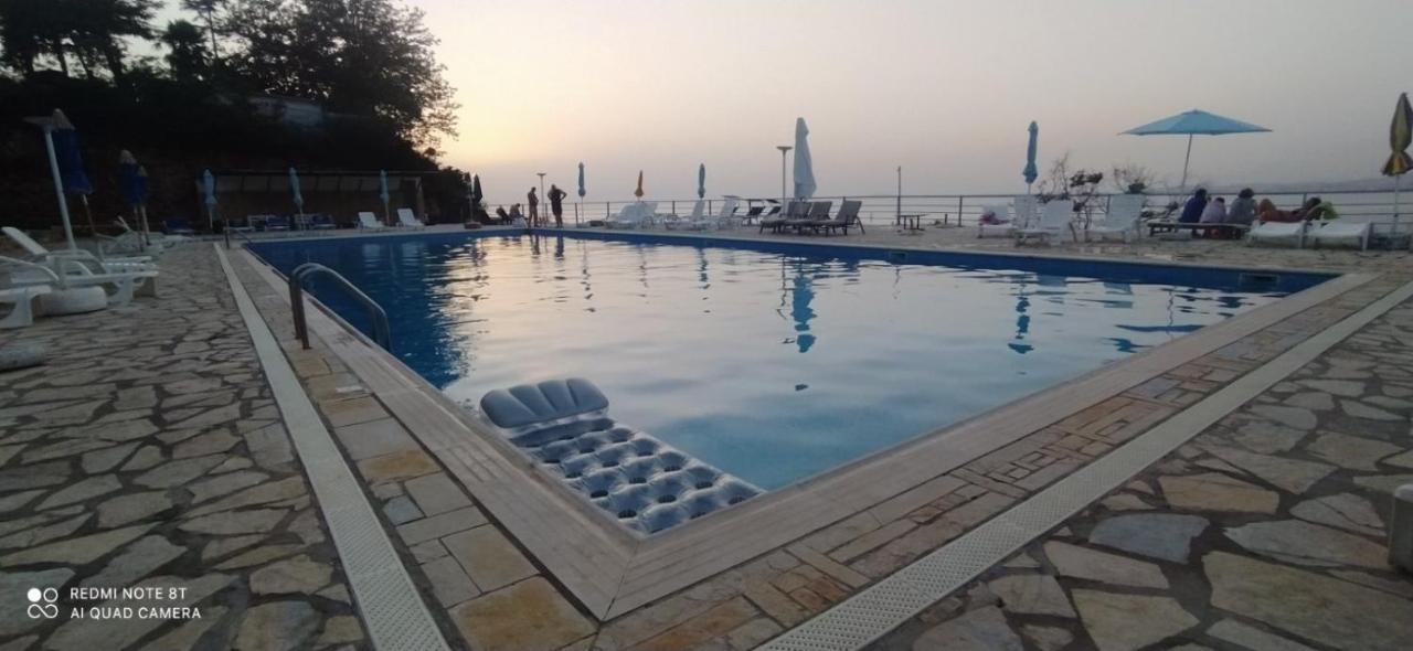 Matthews Beach House Vlore Ngoại thất bức ảnh