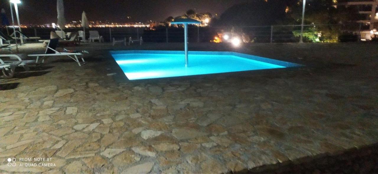 Matthews Beach House Vlore Ngoại thất bức ảnh