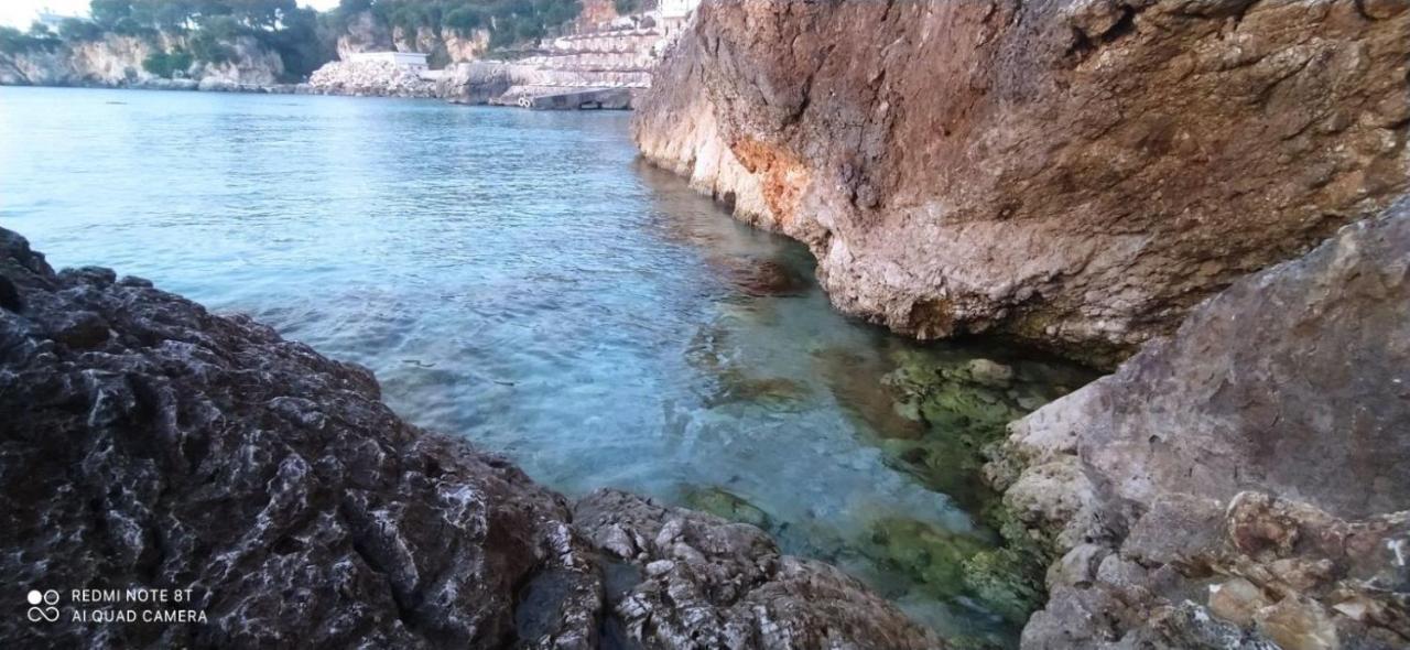 Matthews Beach House Vlore Ngoại thất bức ảnh
