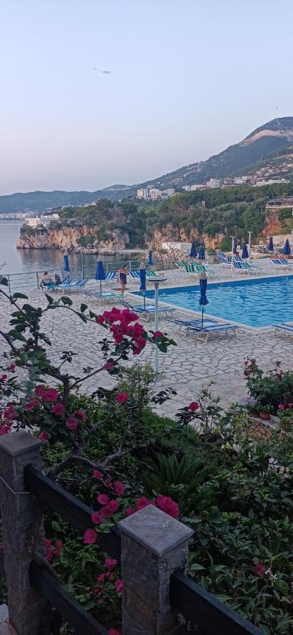 Matthews Beach House Vlore Ngoại thất bức ảnh