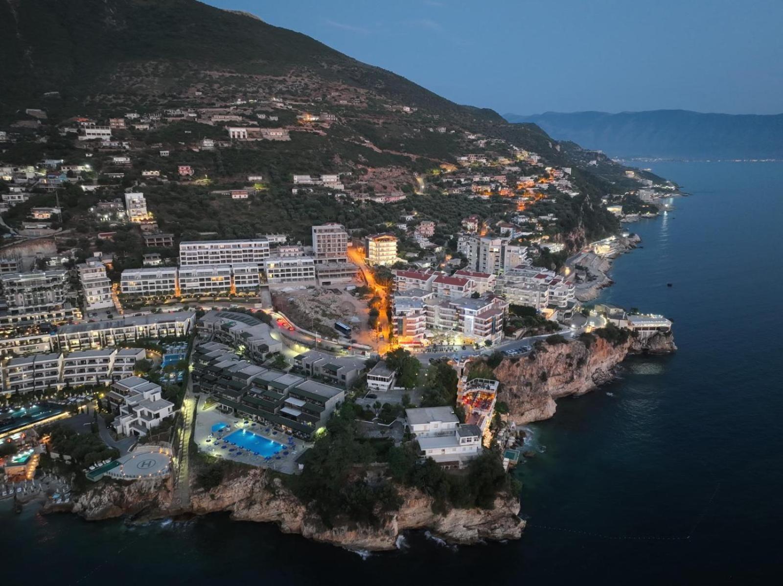 Matthews Beach House Vlore Ngoại thất bức ảnh