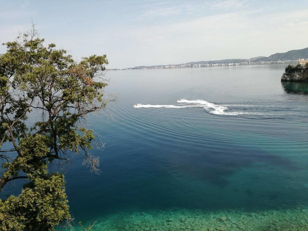 Matthews Beach House Vlore Ngoại thất bức ảnh